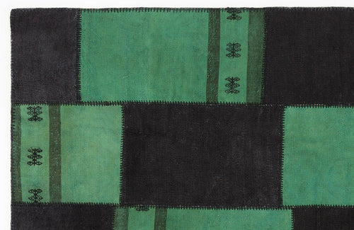 Teselya 304 Green Patchwork Wool Handmade Area Rug 5'3" x 7'7"