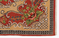 Girit Red Floral Wool Handmade Area Rug 5'11" x 8'10"