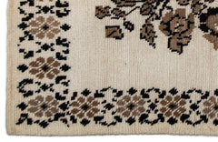 Girit Beige Floral Wool Handmade Area Rug 5'7" x 7'1"