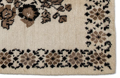 Girit Beige Floral Wool Handmade Area Rug 5'7" x 7'1"