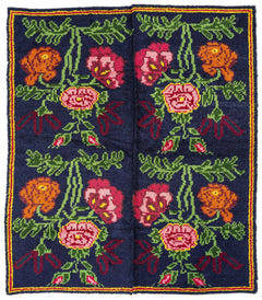 Girit Black Floral Wool Handmade Area Rug 5'7" x 6'3"