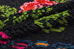 Girit Black Floral Wool Handmade Area Rug 5'1" x 6'6"