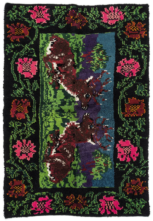 Girit Black Floral Wool Handmade Area Rug 4'7" x 6'8"