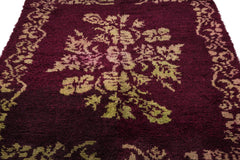 Girit Burgundy Floral Wool Handmade Area Rug 5'4" x 7'10"