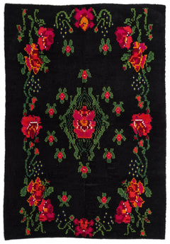 Girit Black Floral Wool Handmade Area Rug 4'8" x 6'11"