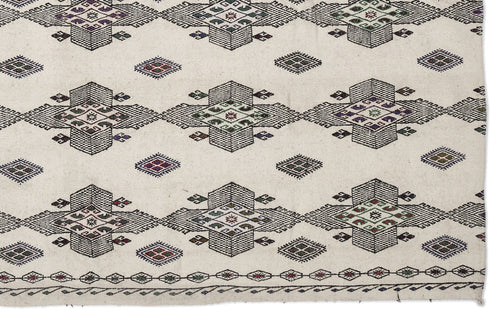 Girit Beige Figured Wool Handmade Area Rug 6'6" x 7'7"