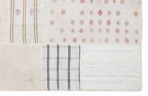 Teselya White Striped Wool Handmade Area Rug 5'3" x 7'7"