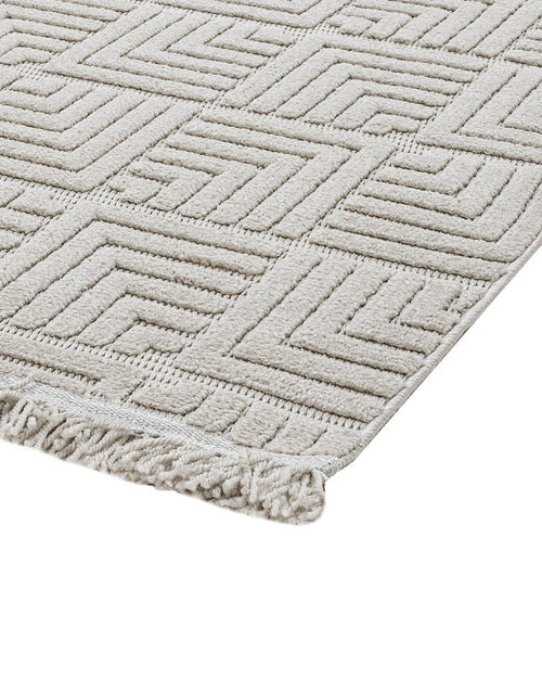 Grey Geometric Area Rug – Machine Made Polyester Rug With 7 mm Pile Height