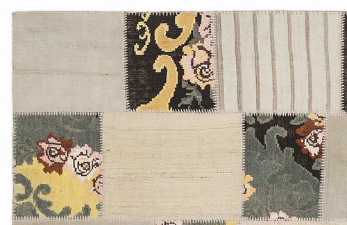 Teselya 1102 Beige Floral Wool Handmade Area Rug 5'3" x 7'7"