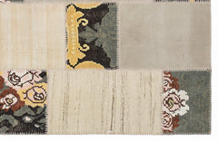 Teselya 1102 Beige Floral Wool Handmade Area Rug 5'3" x 7'7"