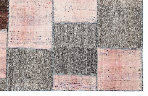 Teselya 1112 Pink Patchwork Wool Handmade Area Rug 5'3" x 7'7"