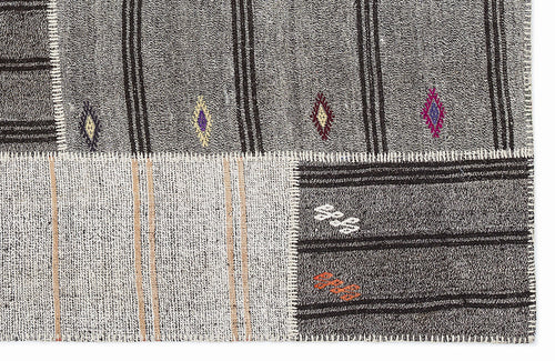 Teselya 1118 Grey Striped Wool Handmade Area Rug 5'3" x 7'7"