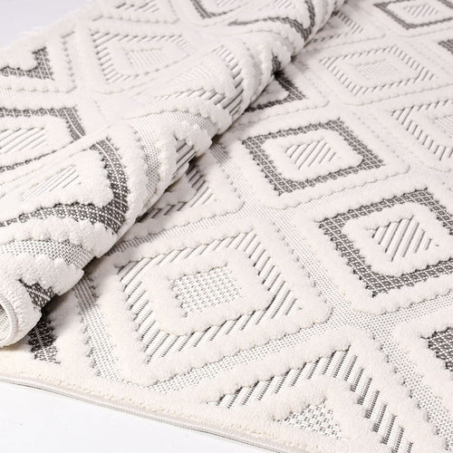 Geometric Area Rug – Machine Made Rug With Durable Polyester Yarn, 8mm Pile Height