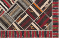 Teselya Beige Striped Wool Handmade Area Rug 7'2" x 10'2"