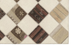 Teselya Beige Striped Wool Handmade Area Rug 5'7" x 7'1"