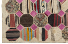 Teselya Beige Patchwork Wool Handmade Area Rug 5'3" x 9'10"