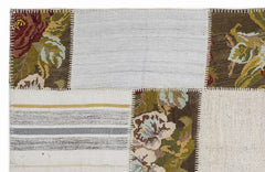 Teselya 1198 Beige Floral Wool Handmade Area Rug 5'3" x 7'7"