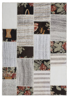 Teselya 1217 White Floral Wool Handmade Area Rug 5'3" x 7'7"