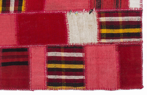 Teselya 1303 Pink Patchwork Wool Handmade Area Rug 5'3" x 7'7"