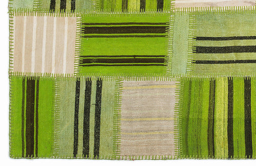 Teselya 1342 Green Patchwork Wool Handmade Area Rug 5'3" x 7'7"