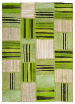 Teselya 1342 Green Patchwork Wool Handmade Area Rug 5'3" x 7'7"
