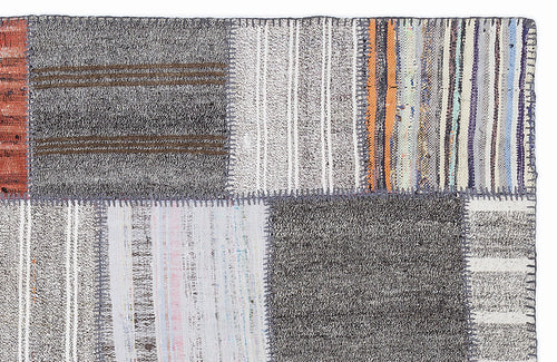 Teselya 1354 Grey Patchwork Wool Handmade Area Rug 5'3" x 7'7"