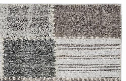 Teselya Grey Striped Wool Handmade Area Rug 3'11" x 5'8"