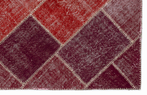 Teselya Red Patchwork Wool Handmade Area Rug 3'11" x 5'11"
