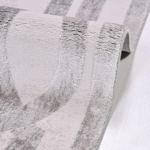 Bamboo Viscose Rug - Sutton Grey Frame Machine Made Area Floor Carpet With Overlocked Edge