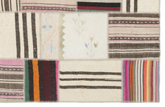 Teselya 1490 Beige Striped Wool Handmade Area Rug 5'3" x 7'7"