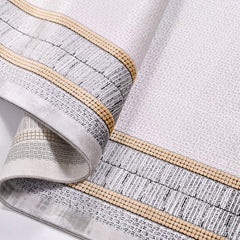 Grey Area Rug – Machine Made Frame Design Rug With 8mm Pile Height & Overlocked Edge