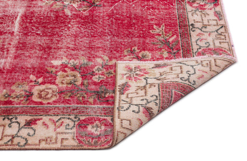 Atina Red Frame Wool Handmade Area Rug 5'3" x 9'1"