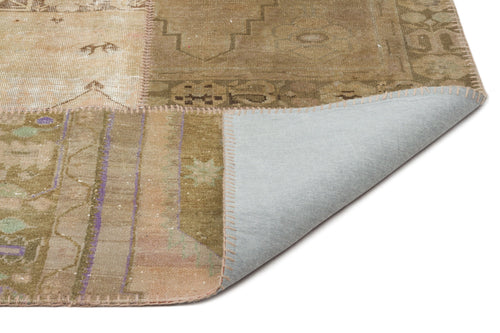 Iskece Beige Patchwork Wool Handmade Area Rug 7'7" x 9'9"