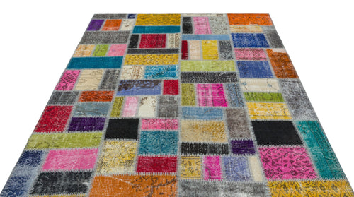 Iskece Beige Patchwork Wool Handmade Area Rug 4'10" x 8'11"