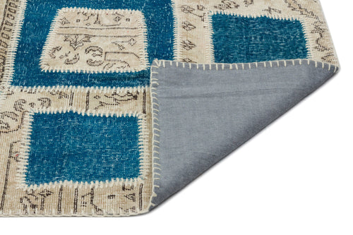 Iskece 21346 Turquoise Patchwork Wool Handmade Area Rug 5'3" x 7'10"