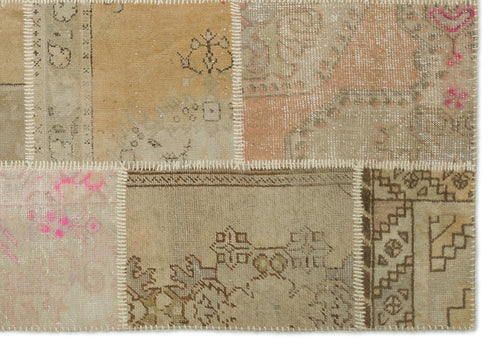 Iskece 21426 Beige Patchwork Wool Handmade Area Rug 5'3" x 7'7"