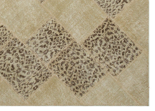 Iskece 21547 Beige Patchwork Wool Handmade Area Rug 5'3" x 7'8"