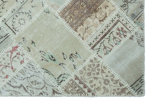 Iskece 22328 Beige Patchwork Wool Handmade Area Rug 3'11" x 5'11"