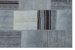 Teselya Grey Patchwork Wool Handmade Area Rug 6'7" x 9'10"