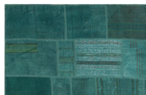 Teselya 22429 Green Patchwork Wool Handmade Area Rug 6'5" x 9'10"