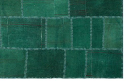Teselya Green Patchwork Wool Handmade Area Rug 6'5" x 9'11"