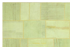 Teselya Green Patchwork Wool Handmade Area Rug 6'7" x 9'11"
