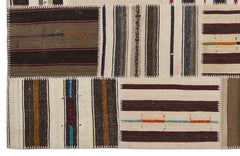 Teselya 2250 Patchwork Striped Wool Handmade Area Rug 5'3" x 7'7"