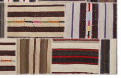 Teselya 2250 Patchwork Striped Wool Handmade Area Rug 5'3" x 7'7"