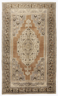 Kavala Red Classic Wool Handmade Area Rug 7'3" x 9'2"