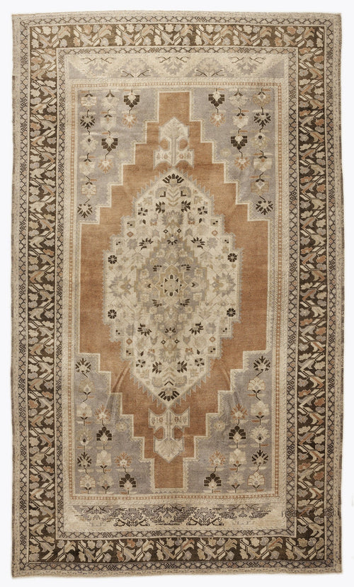 Kavala Red Classic Wool Handmade Area Rug 7'3" x 9'2"