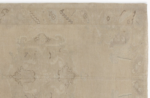 Kavala Red Classic Wool Handmade Area Rug 5'2" x 7'10"