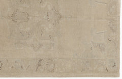 Kavala Red Classic Wool Handmade Area Rug 5'2" x 7'10"