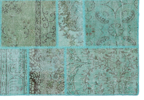 Iskece 24991 Turquoise Patchwork Wool Handmade Area Rug 5'3" x 7'7"