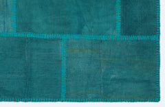 Teselya Turquoise Patchwork Wool Handmade Area Rug 3'9" x 5'11"